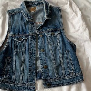 American Eagle Denim vest